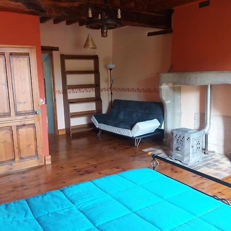 Gite Le Chapis Saint-Chamond Bagian luar foto