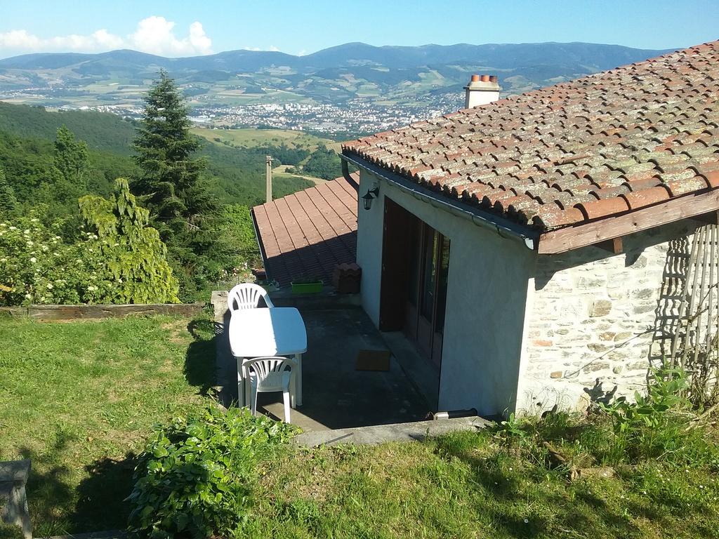 Gite Le Chapis Saint-Chamond Bagian luar foto